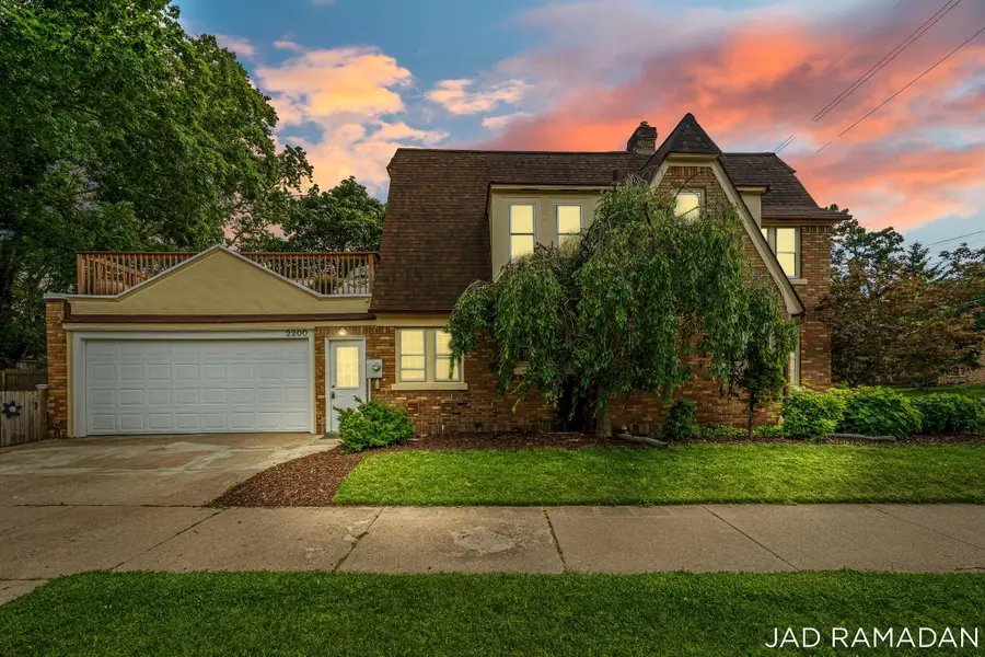 2200 College Avenue Se, Grand Rapids, MI 49507 - #3