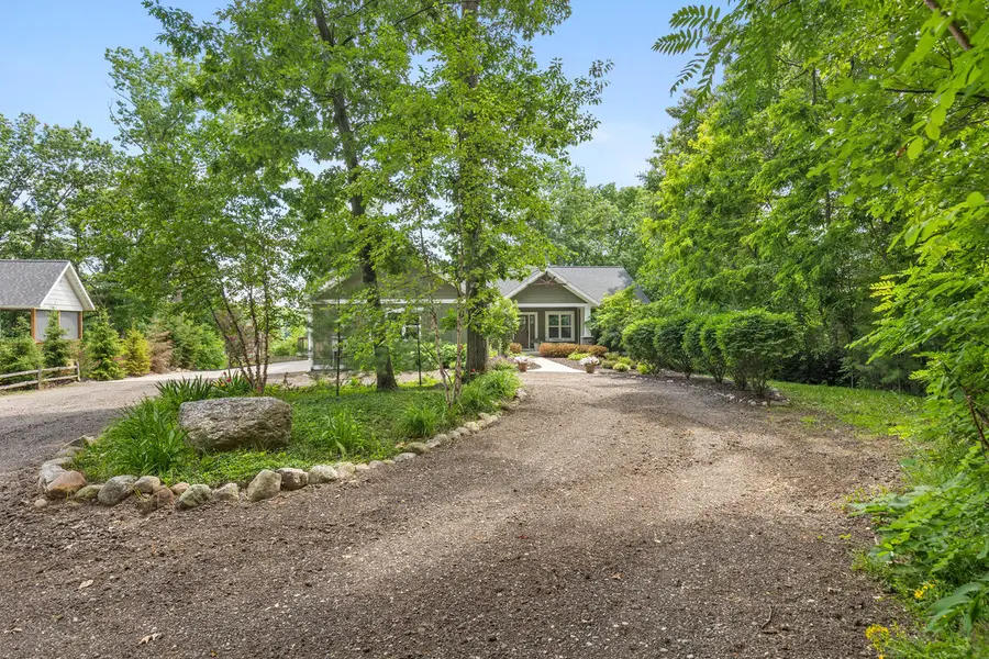 10999 Old Oak Drive, Greenville, MI 48838 - #2