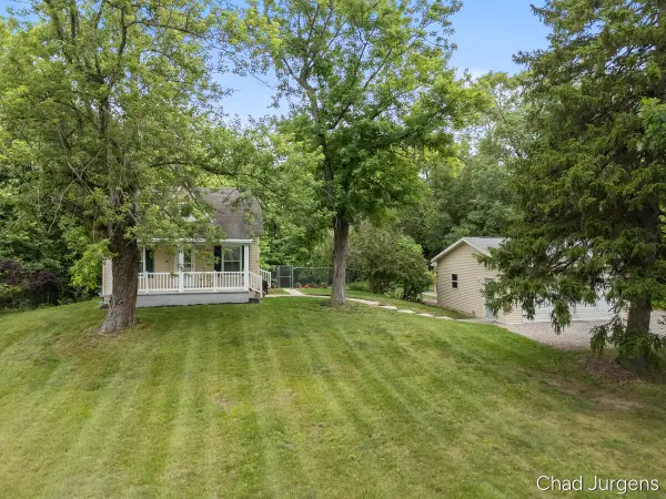 931 4 Mile Road Ne, Grand Rapids, MI 49525