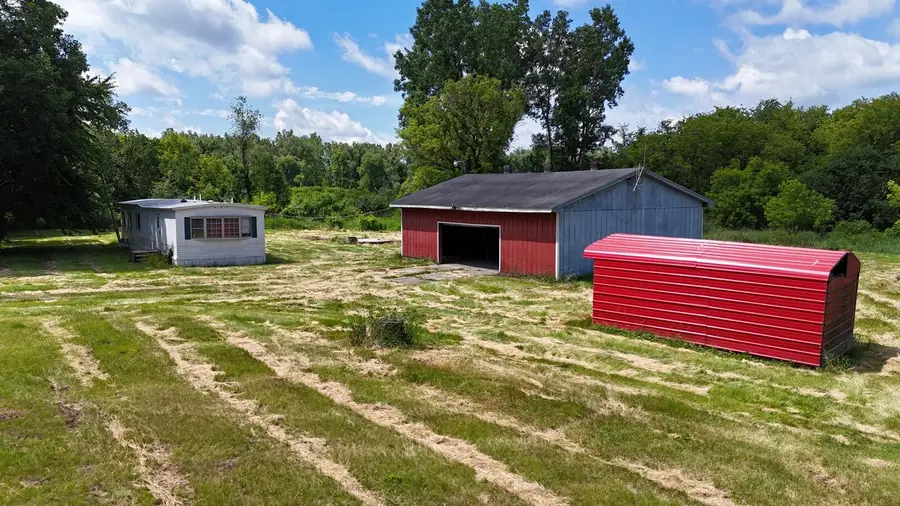 9500 N Meridian Road, Pleasant Lake, MI 49272 - #2