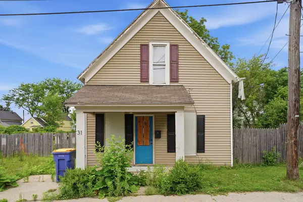 31 Mathews Court Ne, Grand Rapids, MI 49505
