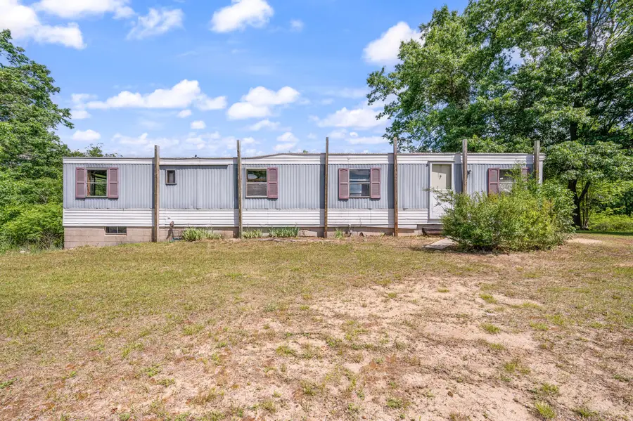 11592 80th Avenue, Mecosta, MI 49332 - #3
