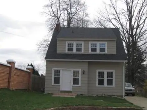 3719 Oakland Drive, Kalamazoo, MI 49008