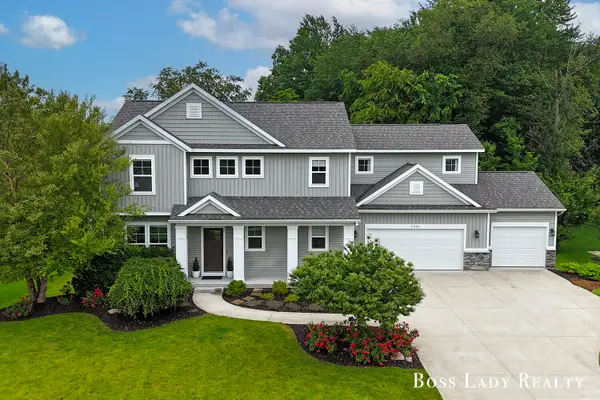 6342 Eaglewood Drive, Hudsonville, MI 49426