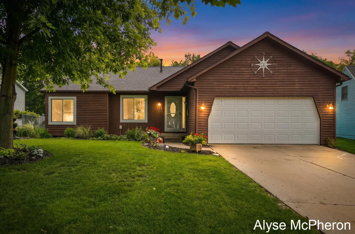 3240 Sunrise Street Se, Grand Rapids, MI 49508 - #1