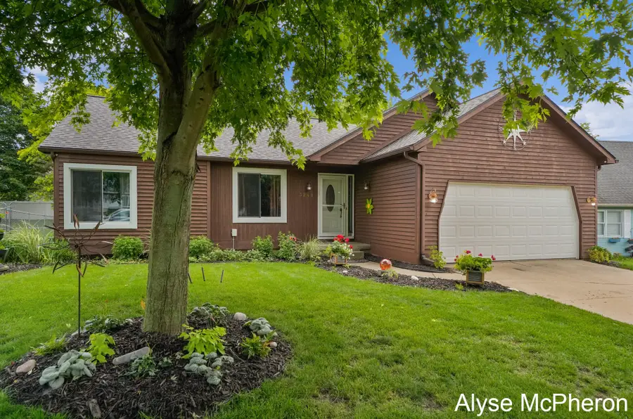 3240 Sunrise Street Se, Grand Rapids, MI 49508 - #3