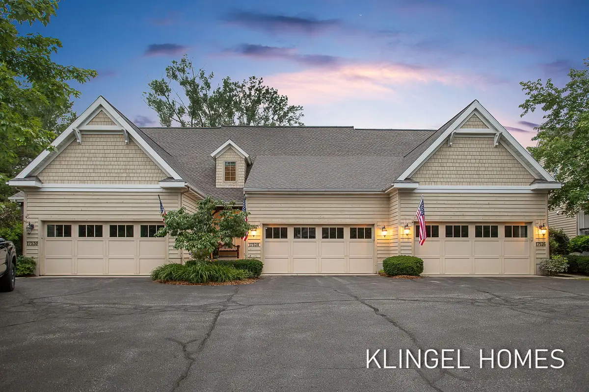 17528 N Fruitport Road, Spring Lake, MI 49456 - #1