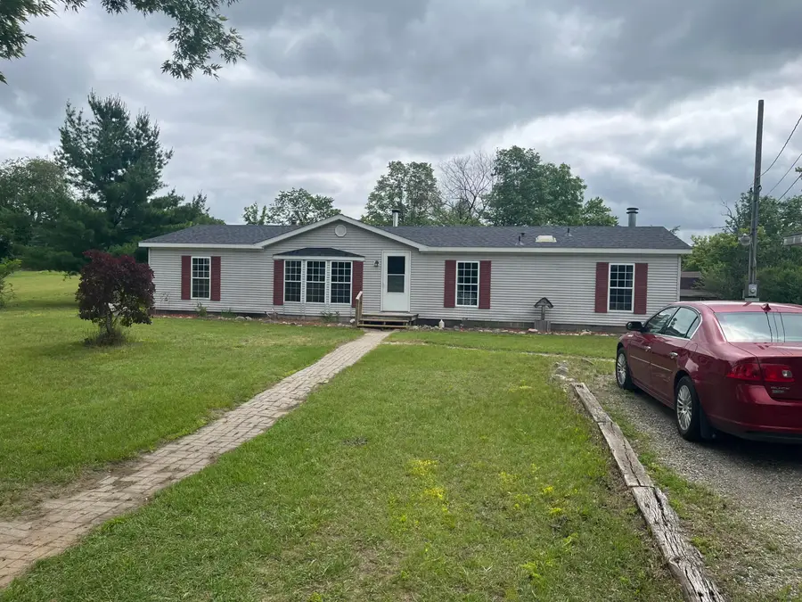 1172 N Greenville Road, Stanton, MI 48888 - #2