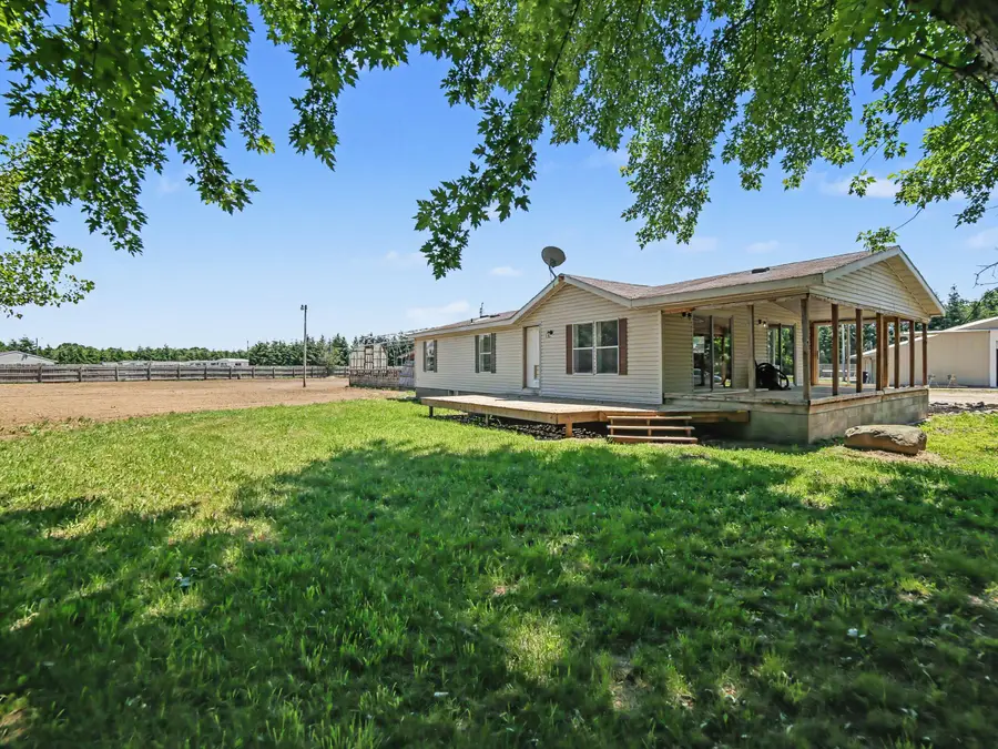 1904 N 48th Avenue, Mears, MI 49436 - #2