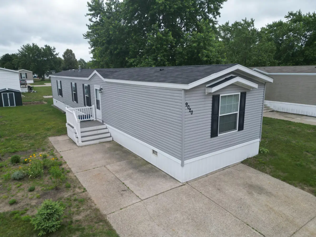 9020 4 Winds Lane W, West Olive, MI 49460 - #1