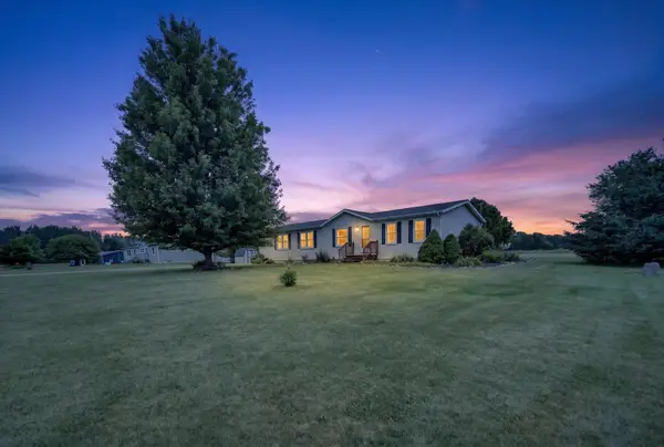 3663 S Lyons Road, Lyons, MI 48851