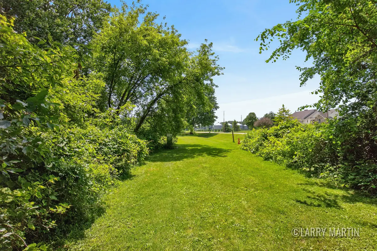 8840 Burlingame Avenue Sw, Byron Center, MI 49315 - #1