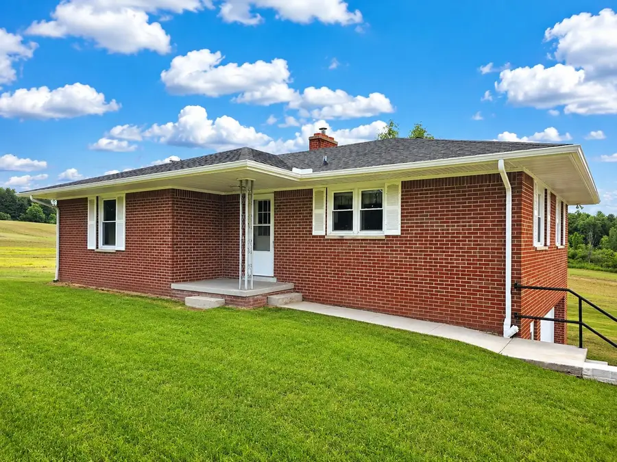 18100 English Road, Manchester, MI 48158 - #2