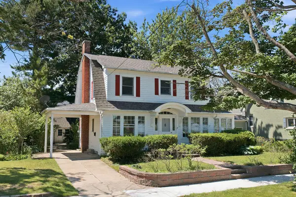 78 Van Buren Street, South Haven, MI 49090