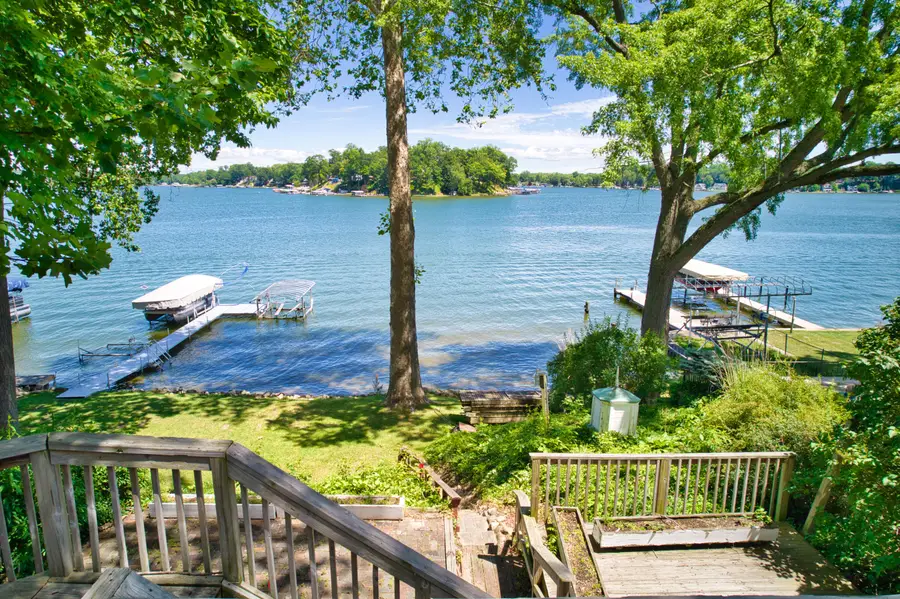 5511 Lakewood Street, Coloma, MI 49038 - #3