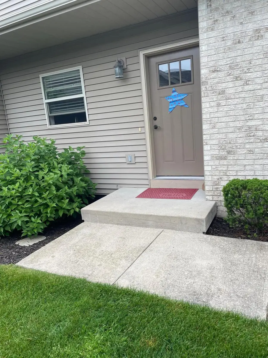 1953 Morning Dew Drive Sw, Byron Center, MI 49315 - #2