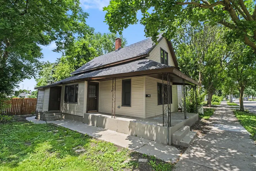 651 Mc Reynolds Avenue Nw, Grand Rapids, MI 49504 - #2
