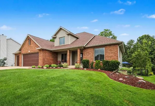 3035 View Point Street Sw, Jenison, MI 49428