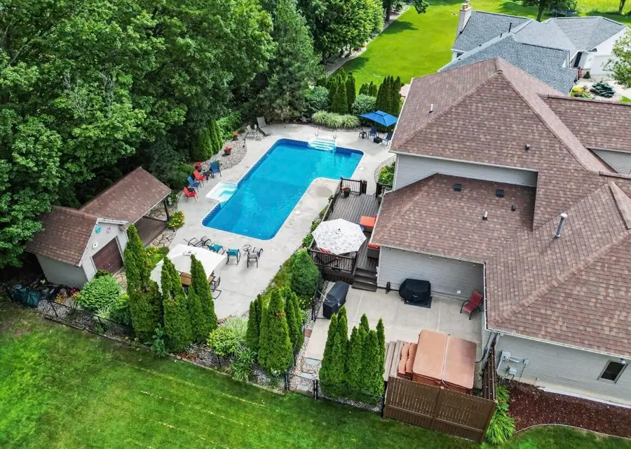3035 View Point Street Sw, Jenison, MI 49428 - #3