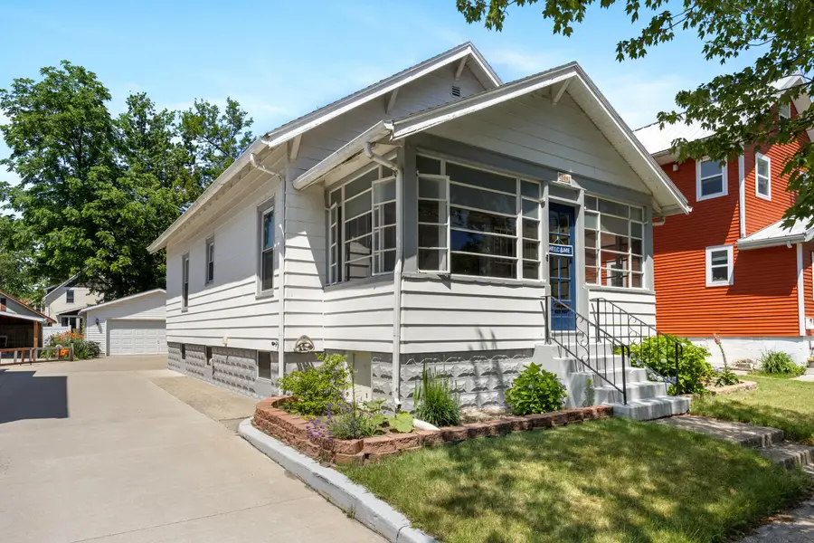 909 Slayton Avenue, Grand Haven, MI 49417 - #2