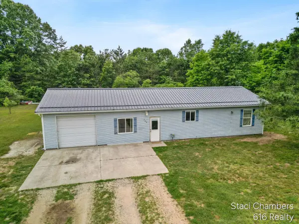 260 Gilbert Street, Mecosta, MI 49332