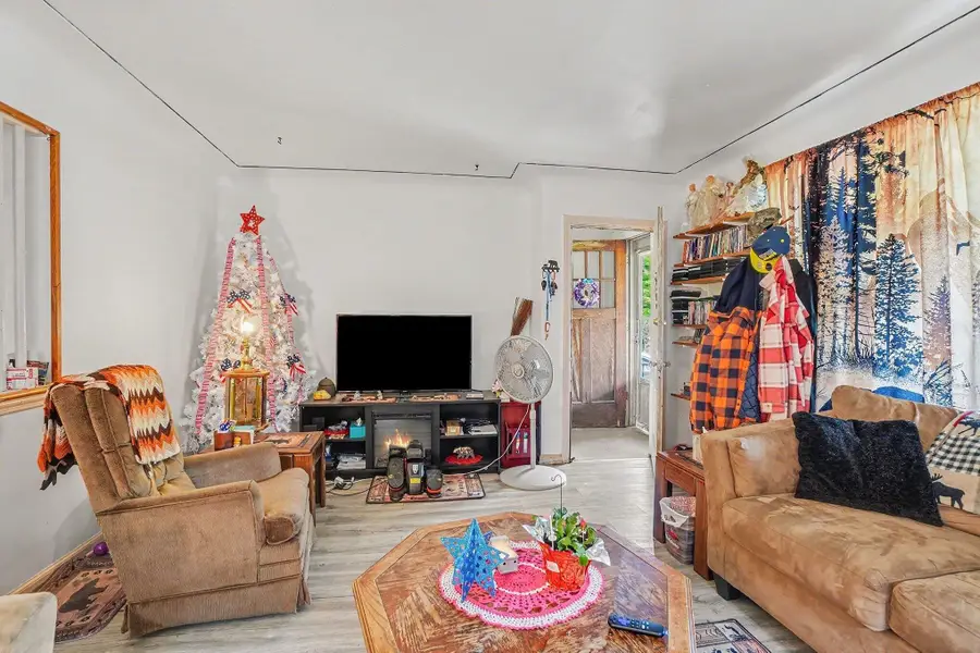 41 E 14th Street, Holland, MI 49423 - #3