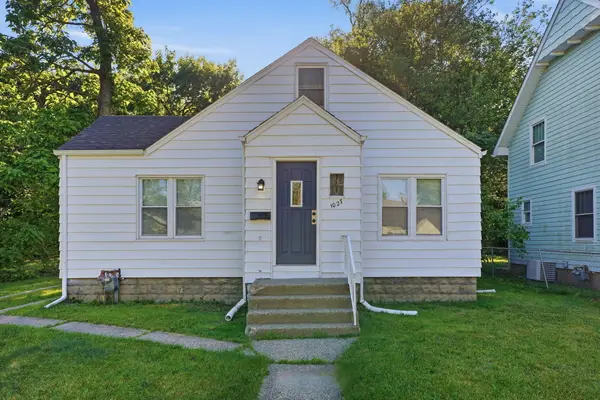 1027 Monroe Street, Benton Harbor, MI 49022