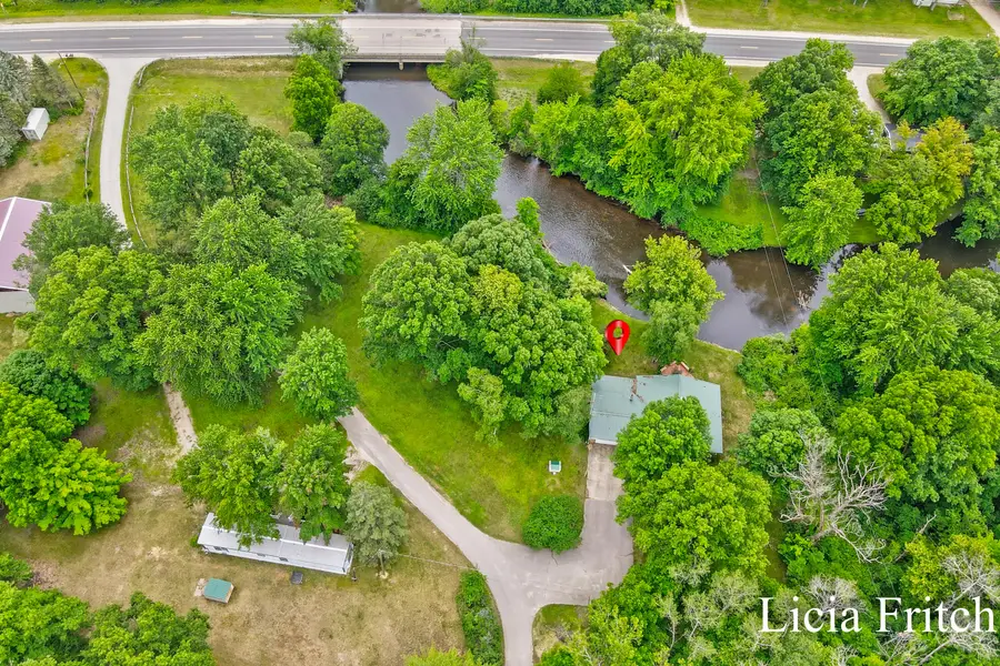 9016 E M 20, Hesperia, MI 49421 - #2
