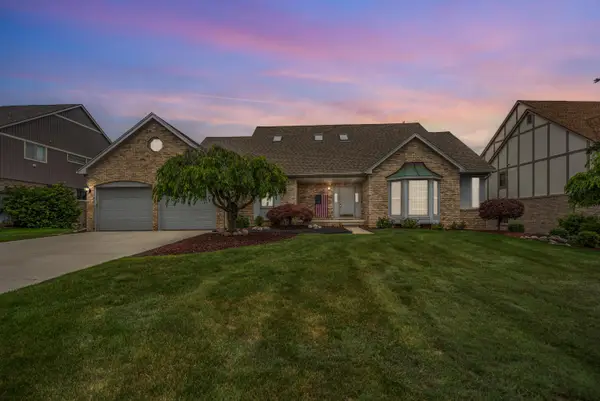 37120 Turnburry Drive, Livonia, MI 48152