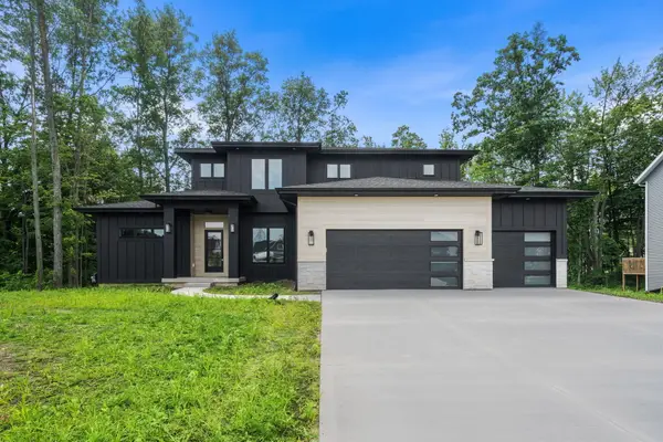 4662 Hidden Ridge Drive, Hudsonville, MI 49426