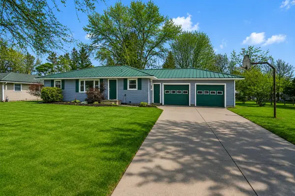 818 N Main Street, Evart, MI 49631