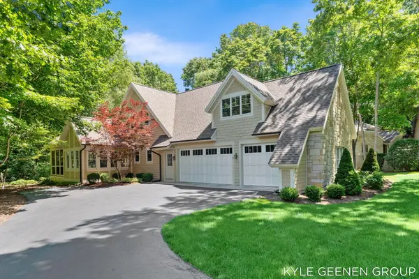 593 Old Macatawa Court, Holland, MI 49423