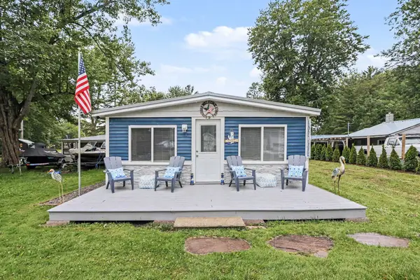 43394 Elm Street, Bangor, MI 49013
