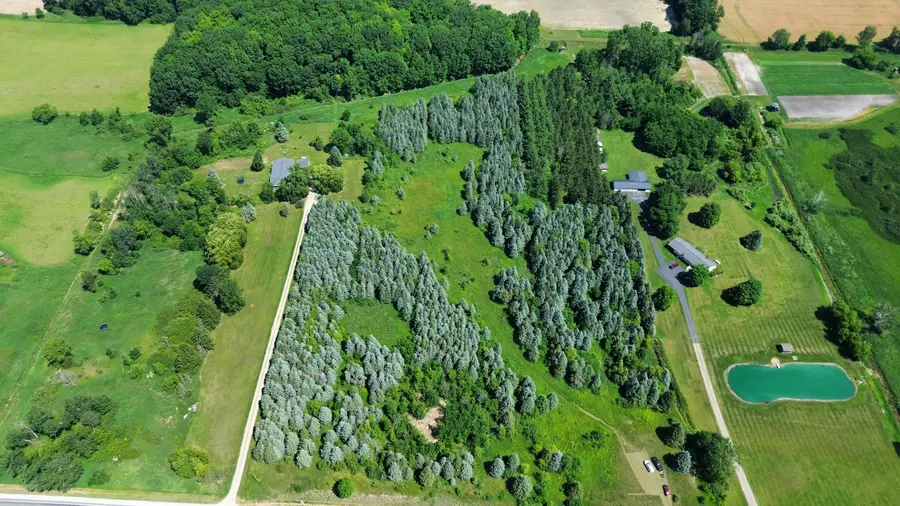 E Carson City Road, Sheridan, MI 48884 - #2