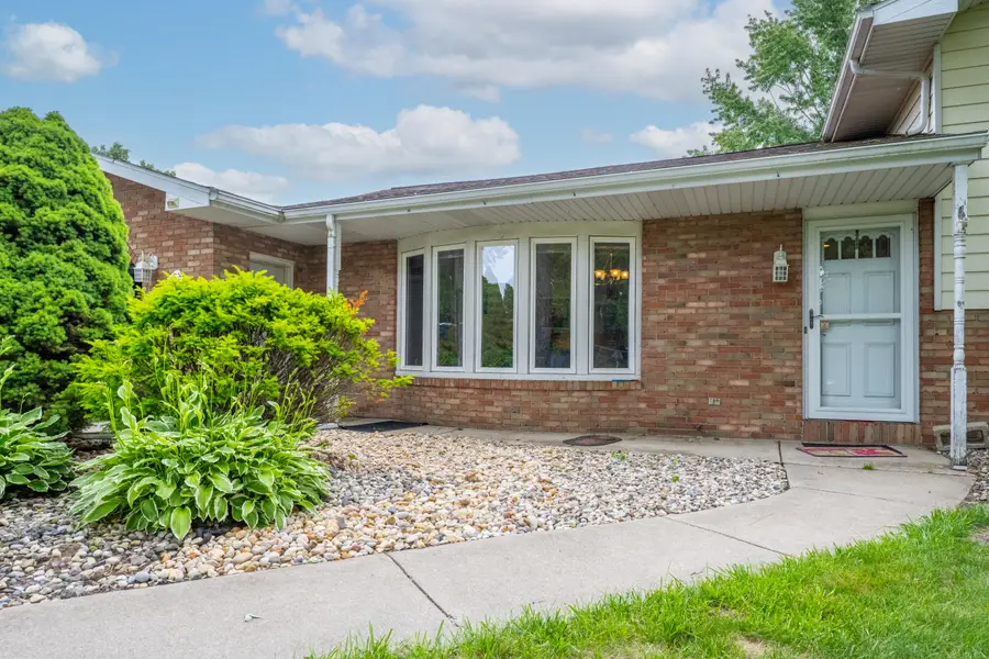 5985 Echo Ridge, Stevensville, MI 49127 - #2