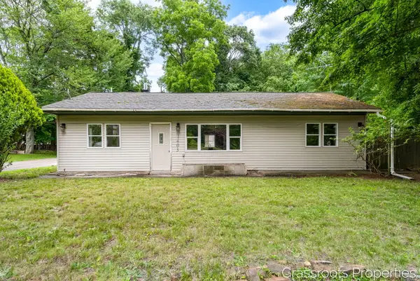 1403 S Mears Avenue, Whitehall, MI 49461