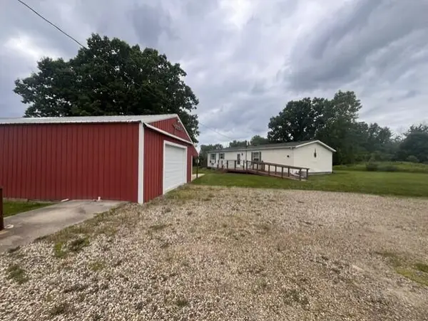 36961 39th Avenue, Paw Paw, MI 49079