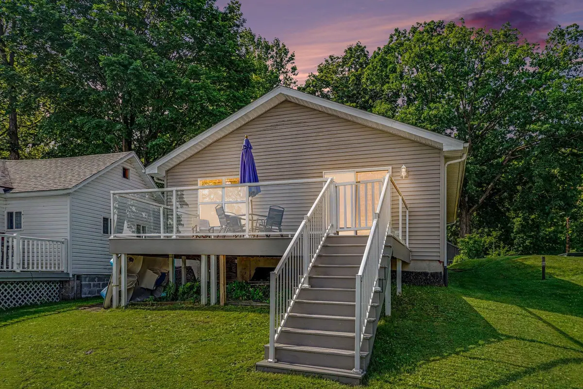 47292 Woodland Drive, Bangor, MI 49013 - #1