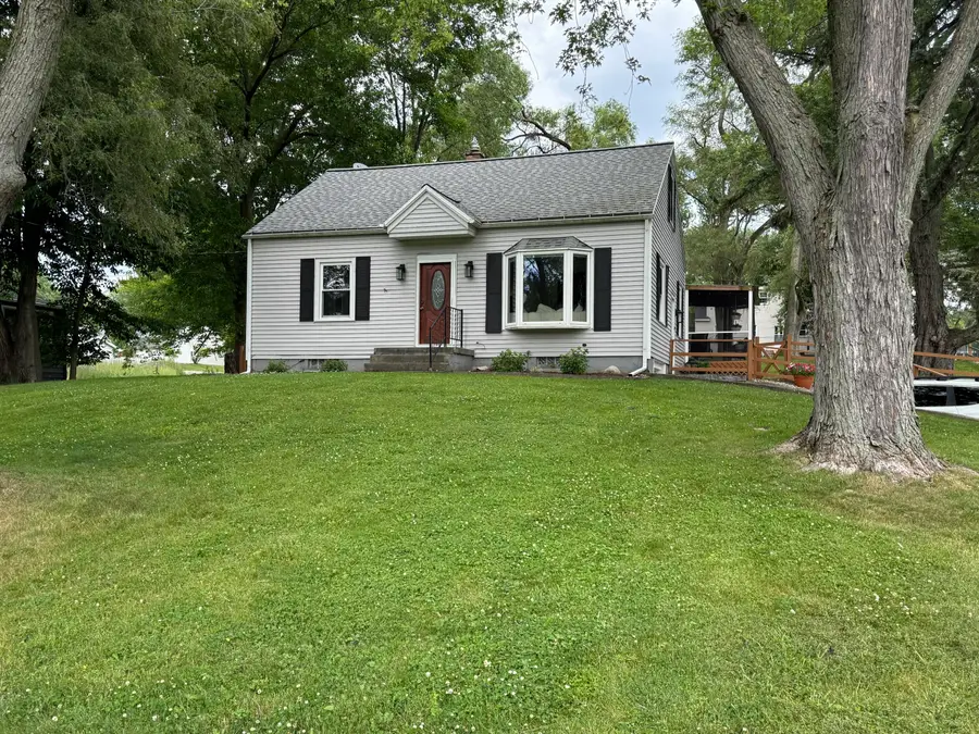 754 Collindale Avenue Nw, Grand Rapids, MI 49504 - #2