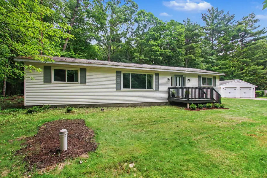 850 W Michillinda Road, Muskegon, MI 49445 - #2