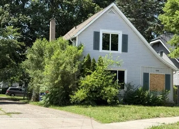 1335 Kalamazoo Avenue Se, Grand Rapids, MI 49507