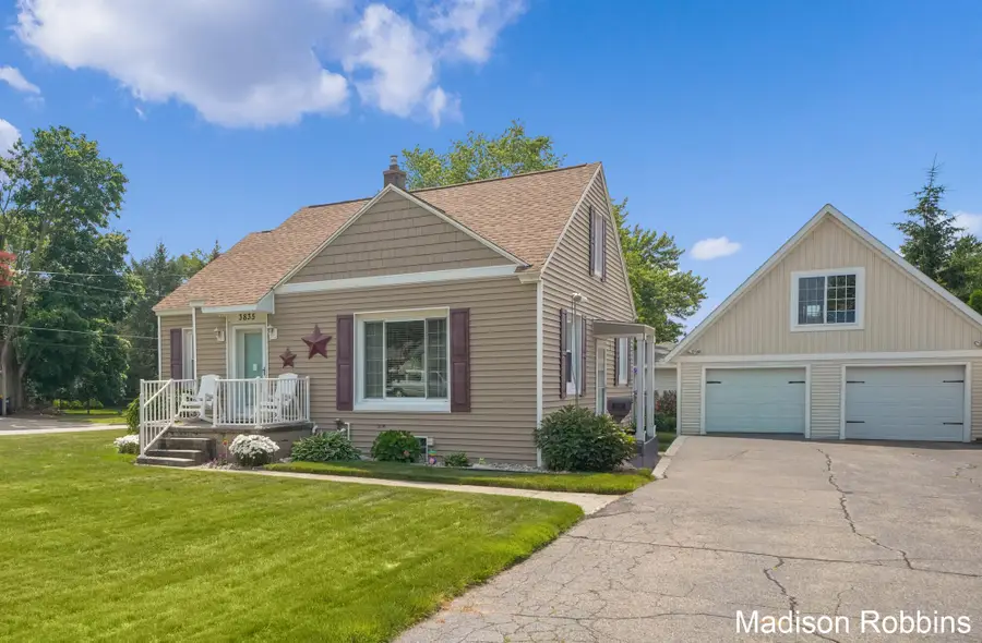 3835 Wilson Avenue Sw, Grandville, MI 49418 - #3