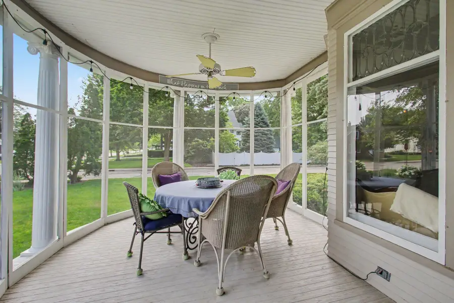 360 E Central Avenue, Zeeland, MI 49464 - #3