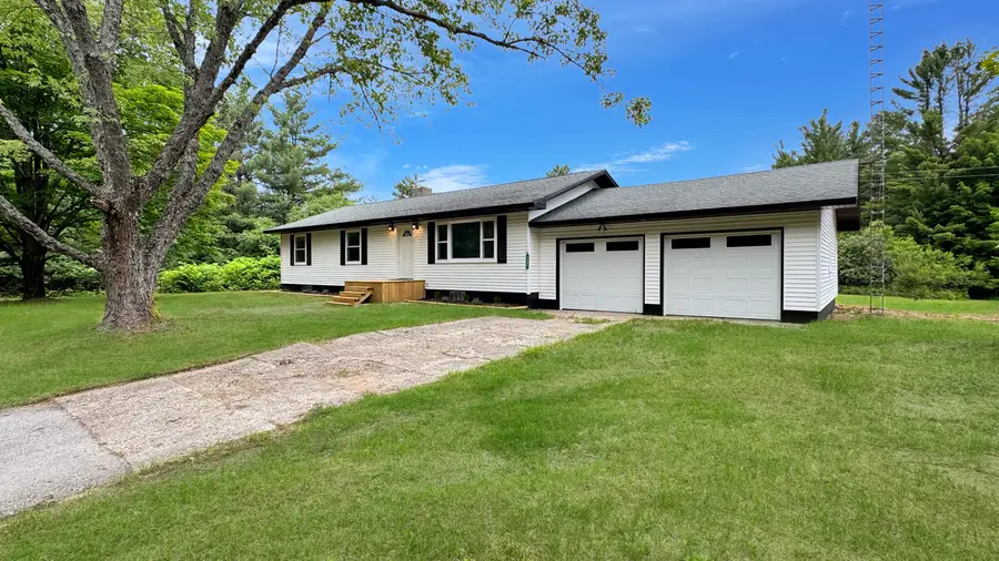 3403 E 34 Road, Cadillac, MI 49601 - #2