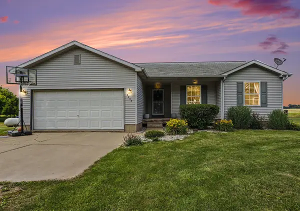 6253 Mills Highway, Eaton Rapids, MI 48827
