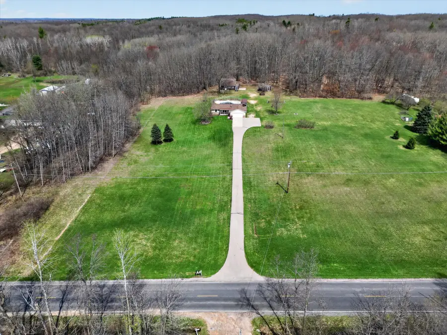 7045 17 Mile (house) Road Ne, Cedar Springs, MI 49319 - #3