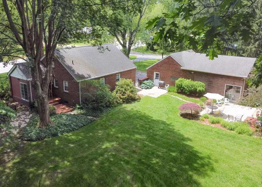 2429 W John Beers Road, Stevensville, MI 49127 - #3