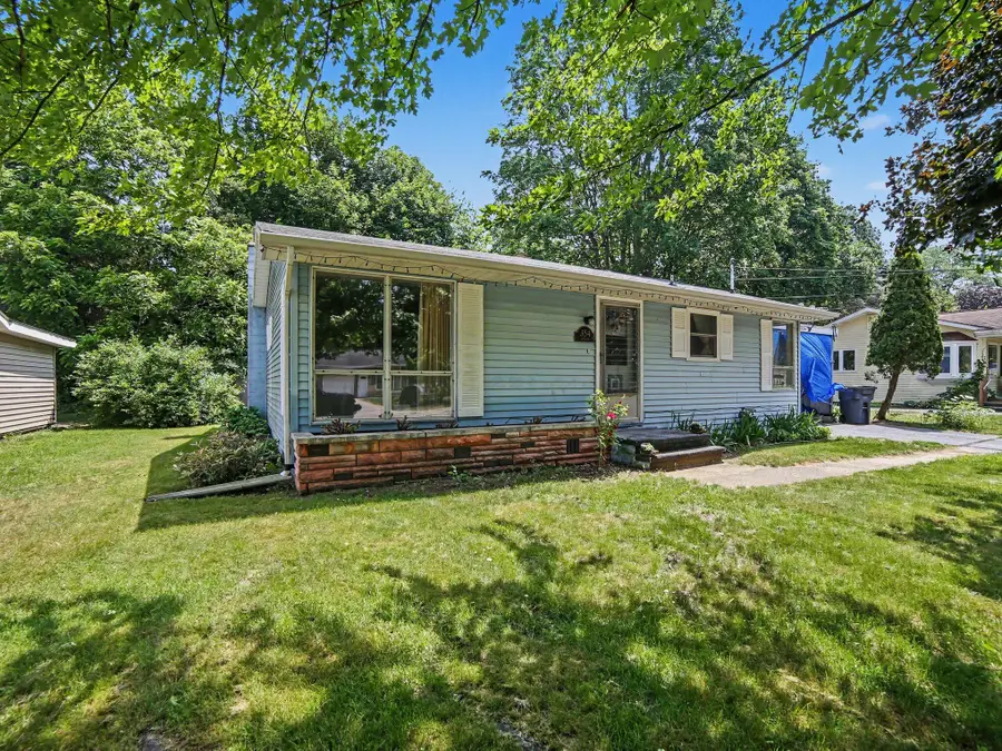 354 Lesada Avenue, Shelby, MI 49455 - #2