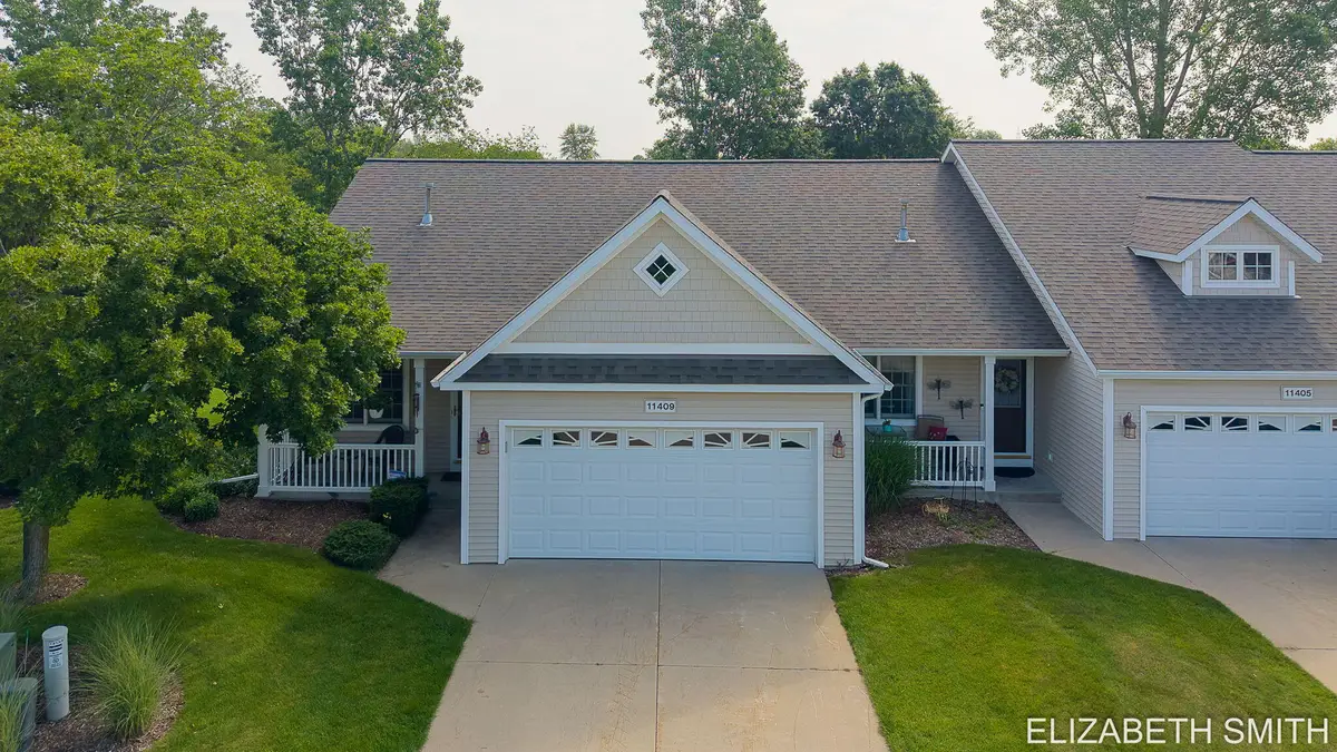 11409 N Lake Drive, Holland, MI 49424 - #1