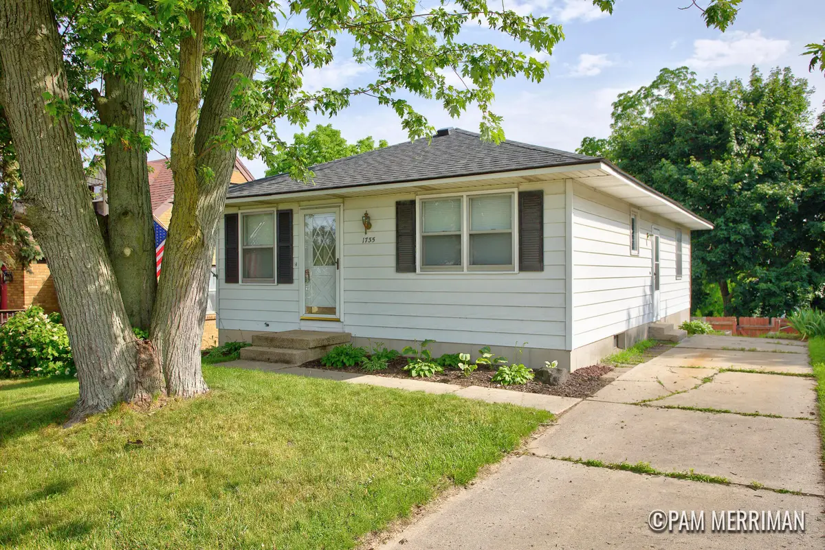 1735 Woodworth Street Ne, Grand Rapids, MI 49525 - #1